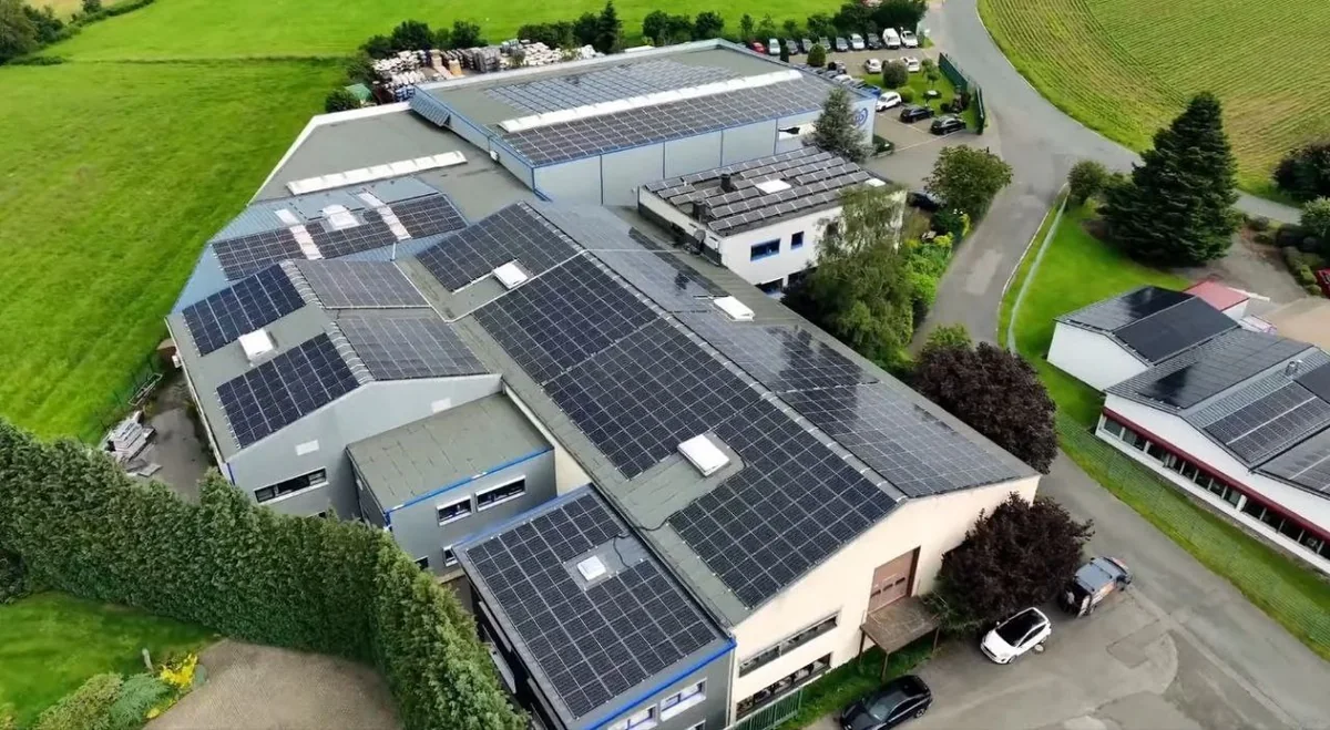 200 kWp Gewerbe Photovoltaikanlage